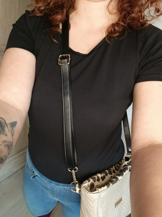 Sac léger, pratique, porte feuille intégrer