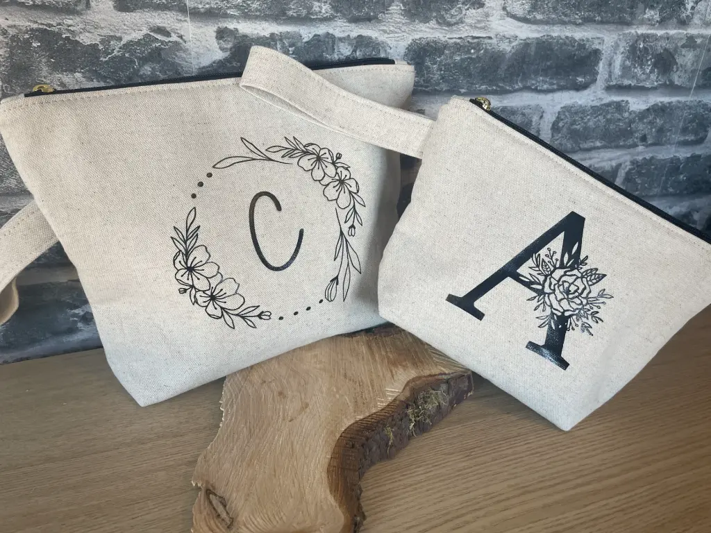 Trousse personnalisée S et M.webp