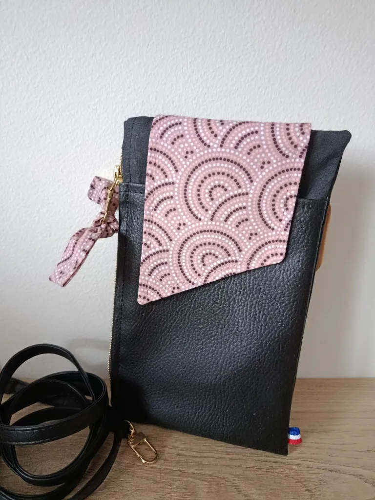 Pochette complice téléphone - Noir rosé.webp