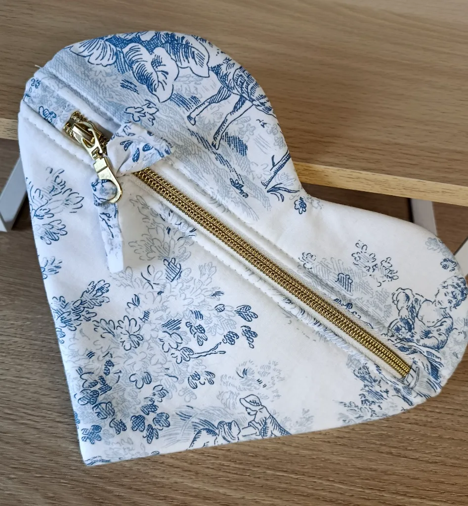 Trousse Valentine - Jouy bleu.webp