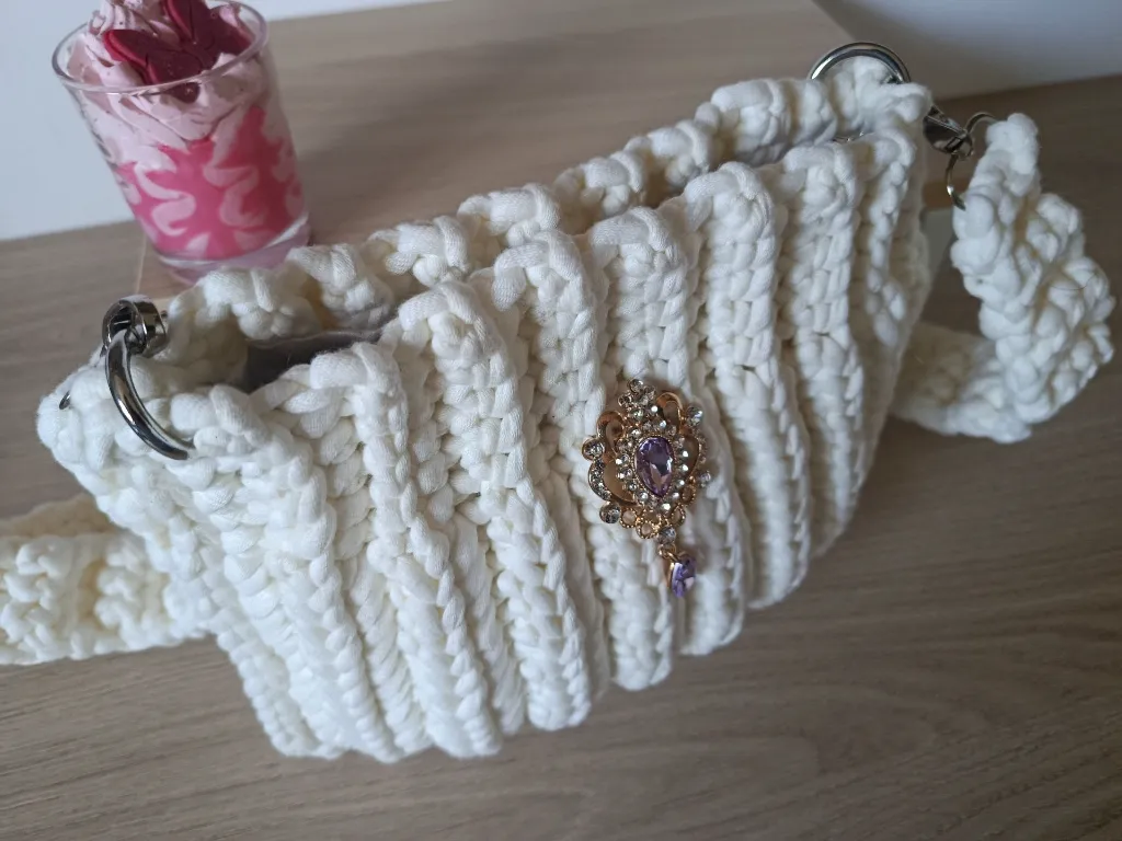 Sac Boule - Coloris crème - Sac en crochet - Fait main.webp