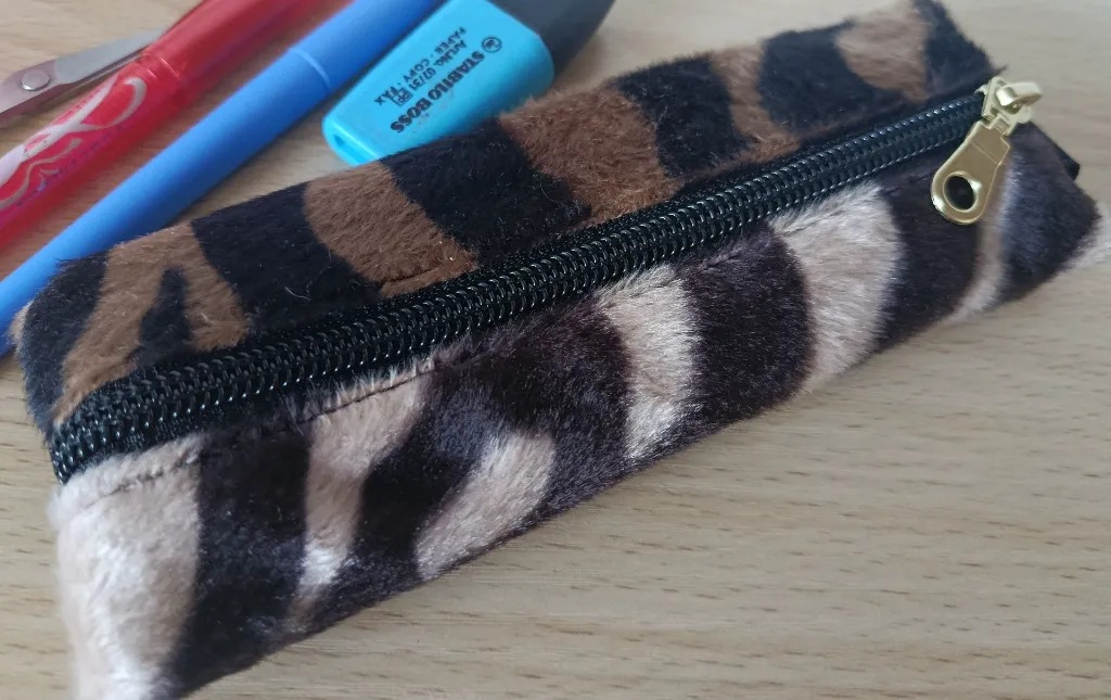 Trousse cahier - 1.webp