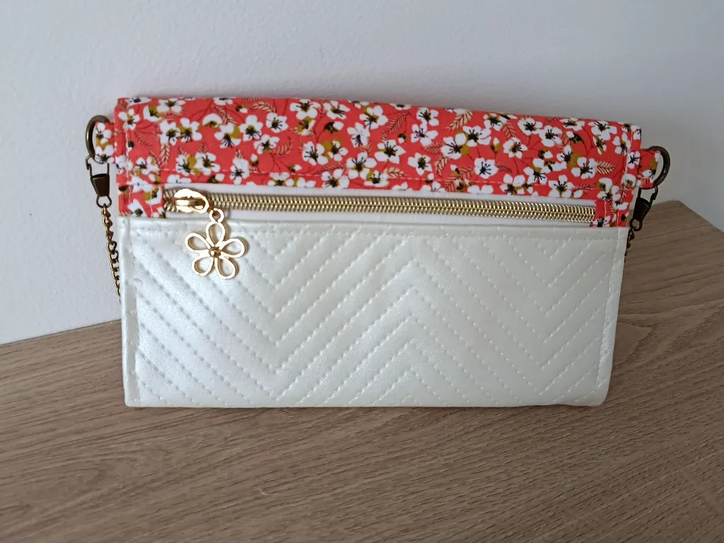 Pochette sac complice XL - Capucine - Poche fermeture.webp