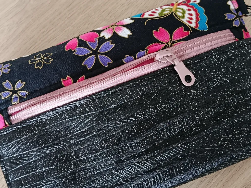 Pochette sac complice XL - Sakura - Poche fermeture.webp