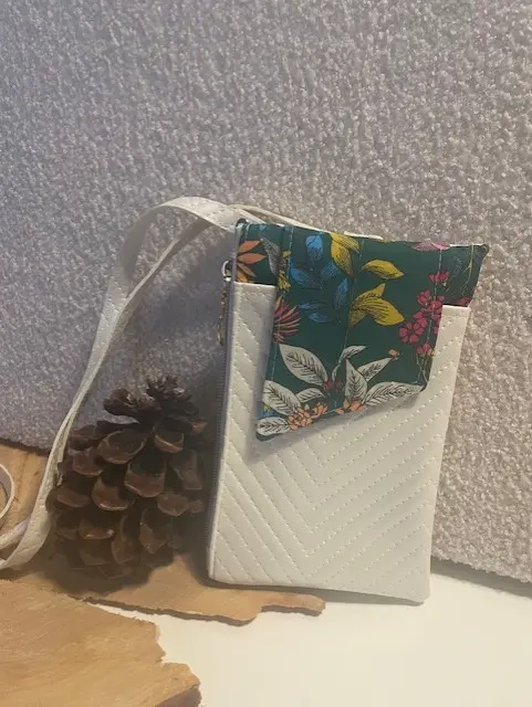 porte-monnaie, pochette téléphone blanc nacré