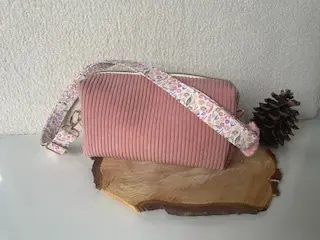 Sac Mini Pousse en velours vieux rose – Léger, compact et fait main en France