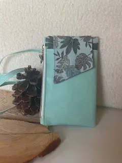 Pochette Complice Téléphone portefeuille (Bleu feuille, fermeture doré papillon)