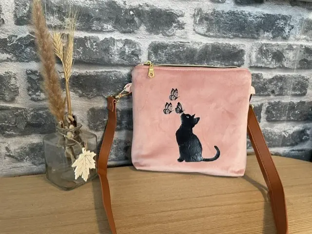 Sac Sacha - sac en velours floqué chat papillons (Rose, Noir)