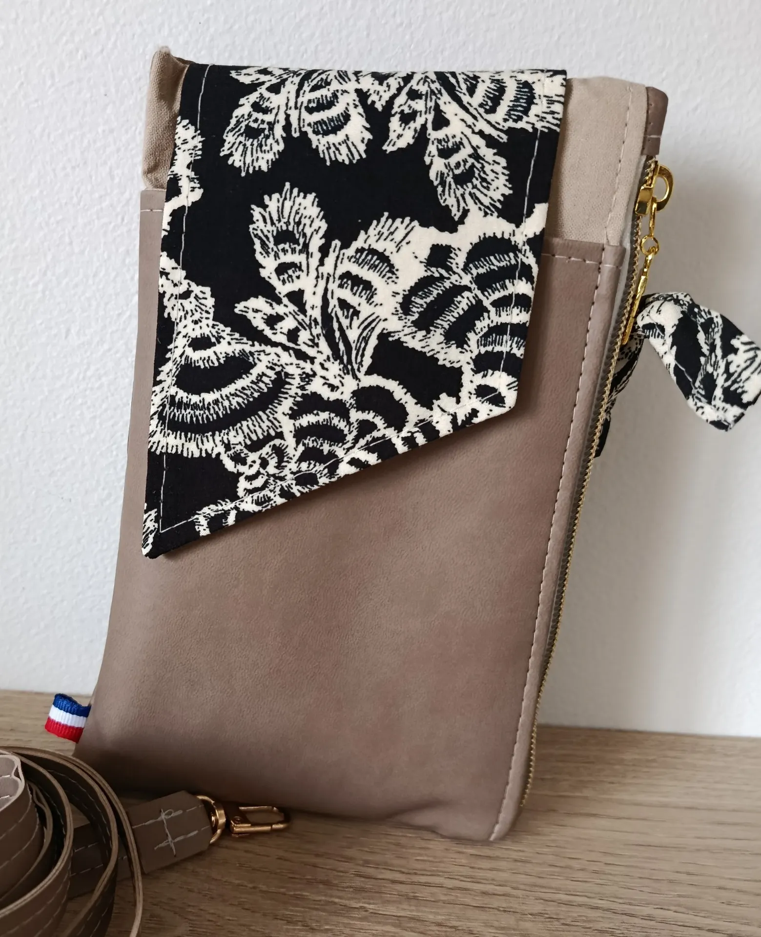 Complice Nocturne – Pochette téléphone bandoulière avec porte feuille intégré