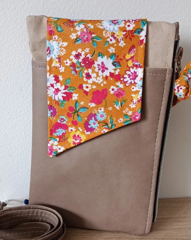 Complice Capucine – Pochette téléphone bandoulière avec porte feuille intégré