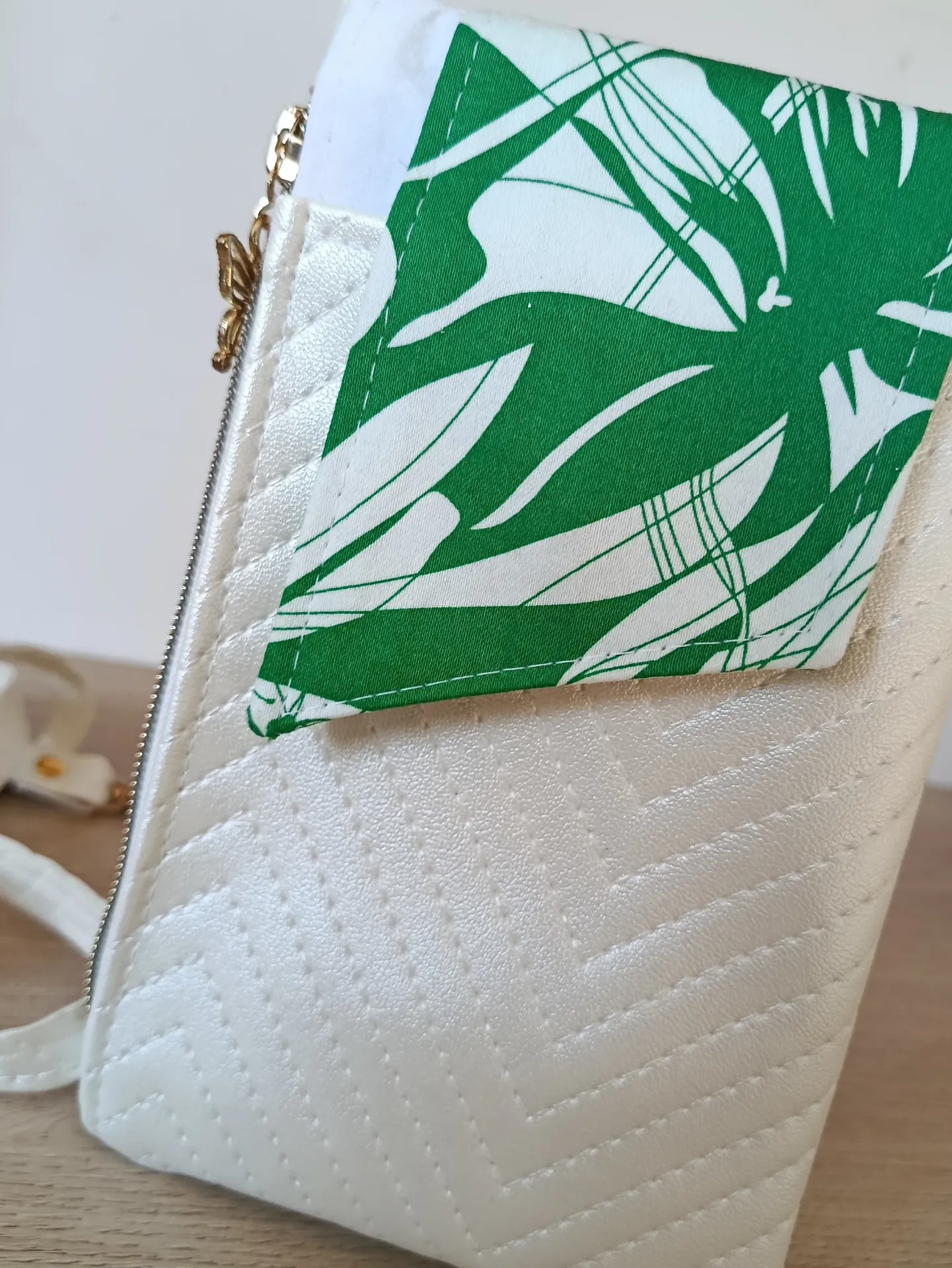 Pochette téléphone bandoulière avec porte feuille intégré - Complice Savane